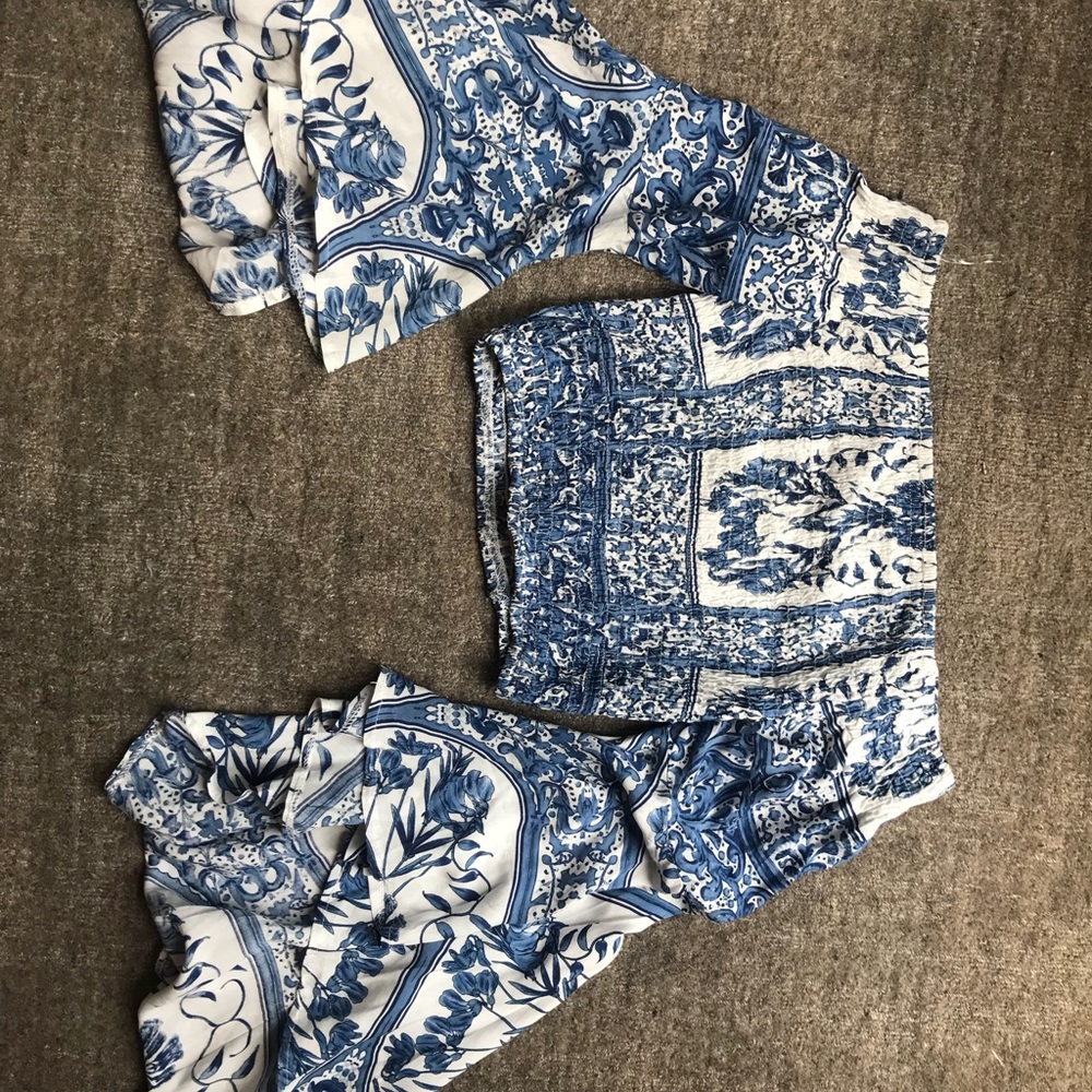 Off the shoulder w/ flowy sleeve shirt from Lf